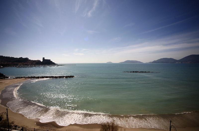 Il Terrazzo Sul Castello Apartman Lerici Kültér fotó