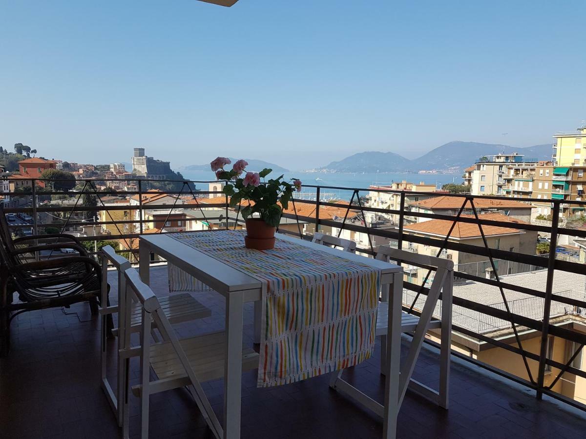 Il Terrazzo Sul Castello Apartman Lerici Kültér fotó